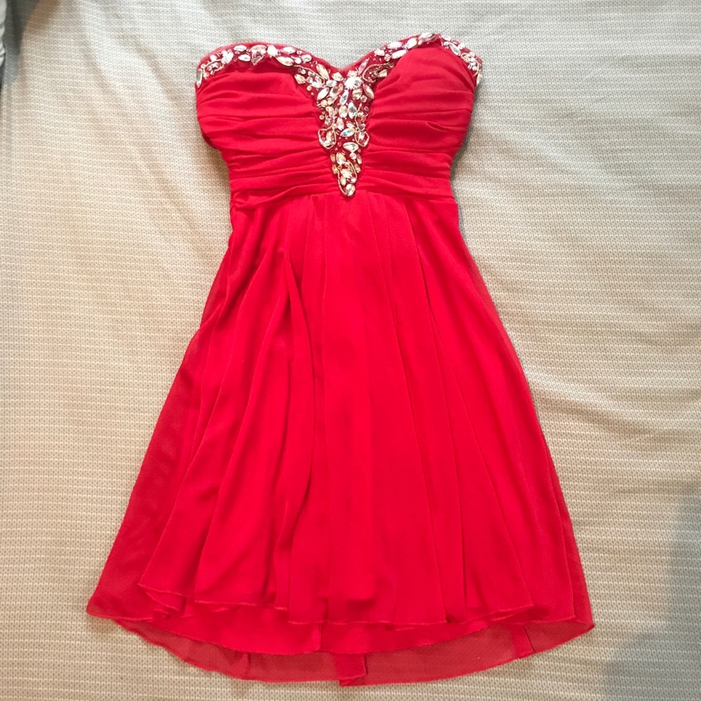 Strapless Flowy Red Dress